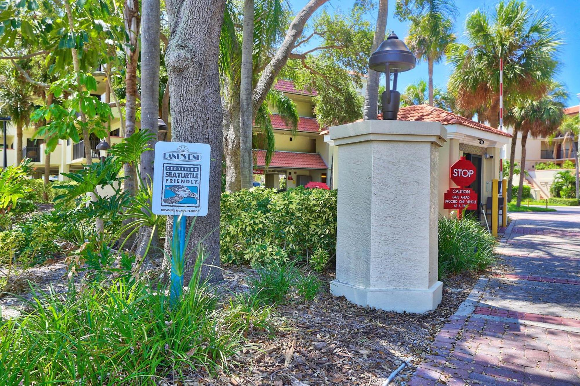 Land'S End 6-303 Beach Front - Premier Villa St. Pete Beach Exterior photo